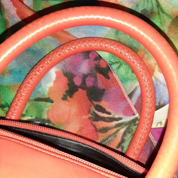 Saks Fifth Avenue, Orange Leather Small Handbag - Picture 3 of 11